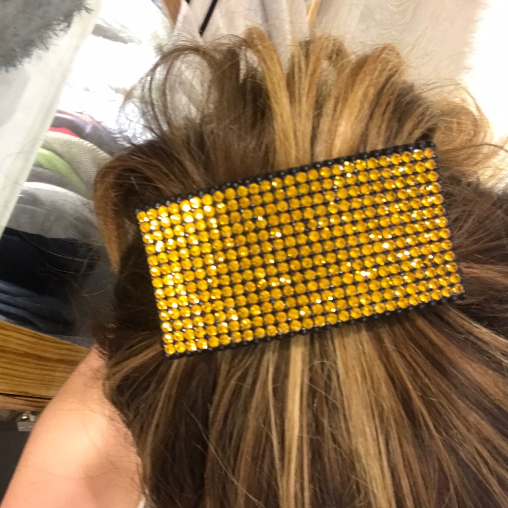 Rhinestone Hair Barrette in gold color